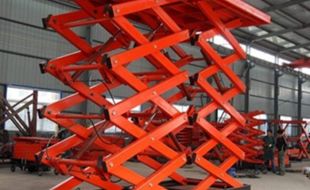 升降平臺(tái)車(chē)的移動(dòng)方式及適用環(huán)境討論